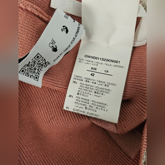 Off-White Top. - Picture 8 of 9